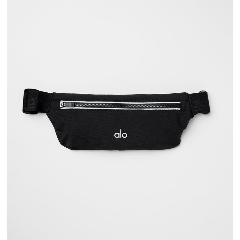 ALO Yoga Stride Running Belt Bag